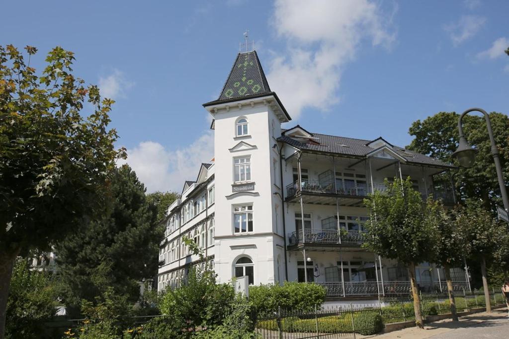 Ruhige Fewo Mit Strandkorb, Villa Stranddistel, Binz Exterior photo